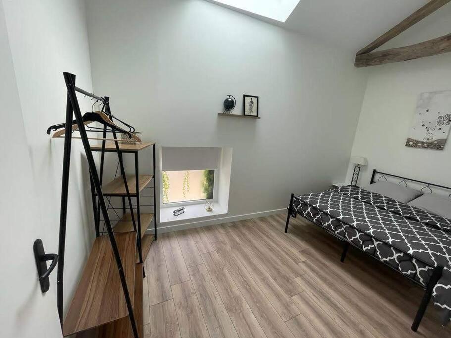 Gite De Charme - 3 Chambres, 5 Lits - De 4 A 7 Personnes Авантон Экстерьер фото