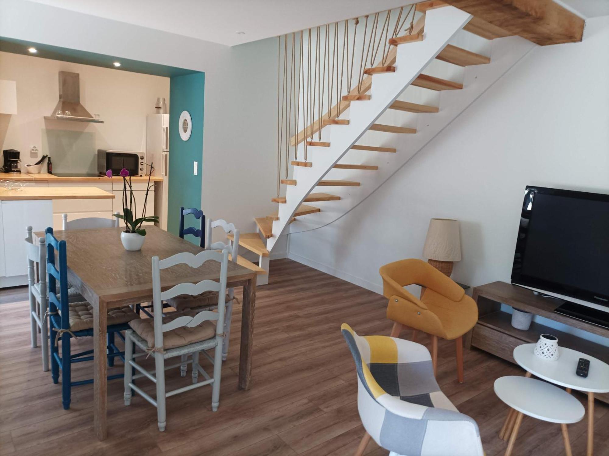 Gite De Charme - 3 Chambres, 5 Lits - De 4 A 7 Personnes Авантон Экстерьер фото